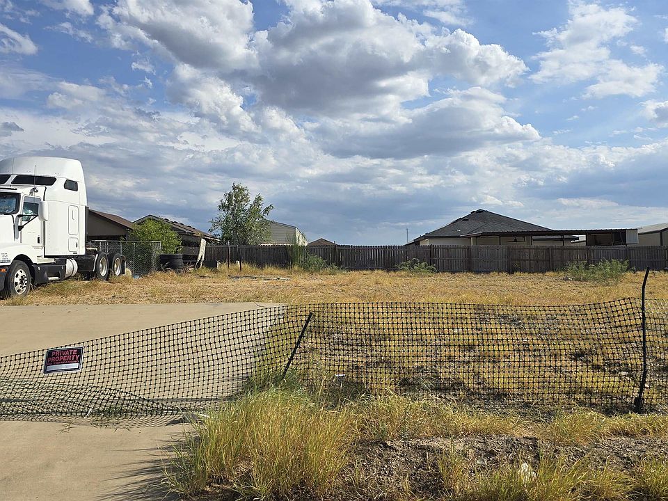 1st image of 2619 Comales Dr