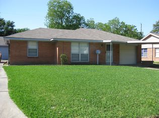 704 Alta Vista Dr, Pasadena, TX 77502