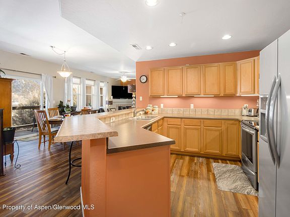 4th image of 2701 Midland Ave Unit 225
