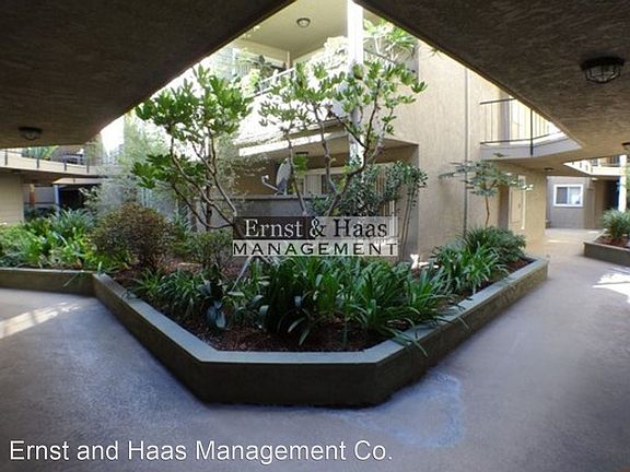 5th image of 645 Pacific Ave Unit 210