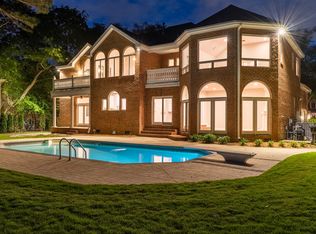 2305 Haversham Close, Virginia Beach, VA 23454