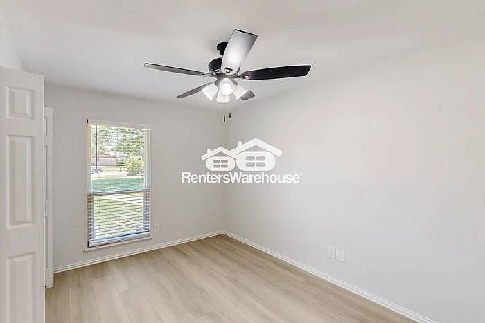 6407 Green Oaks Dr — Photo 28