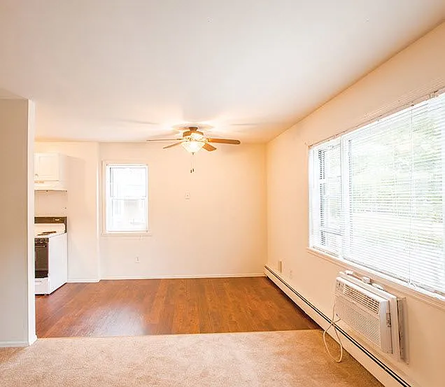 New Paltz Gardens Apartments — Photo 5