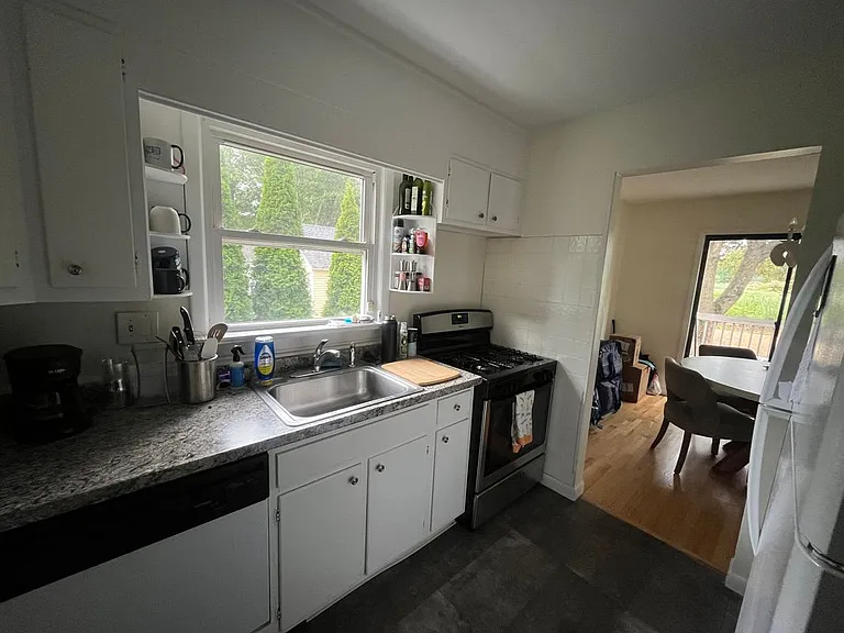 254 Ruane St — Photo 9
