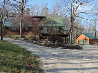 518 Coon Dog Ln, Melbourne, AR 72556