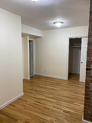 5th image of 155 E 84th St APT 1C