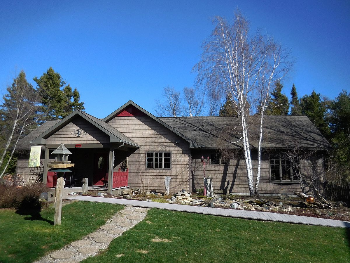 478 Stoney Point Dr, Manistique, MI 49854 Zillow