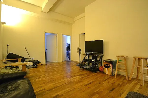 Rented by Bold New York | media 20