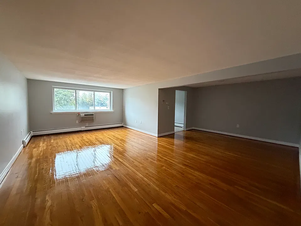 138 Store Ave #3B