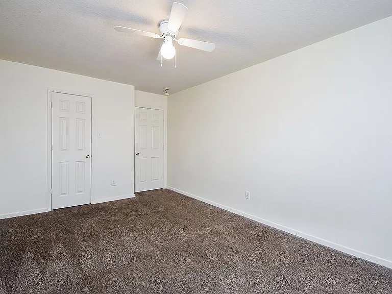6323 Haddock Ct — Photo 30