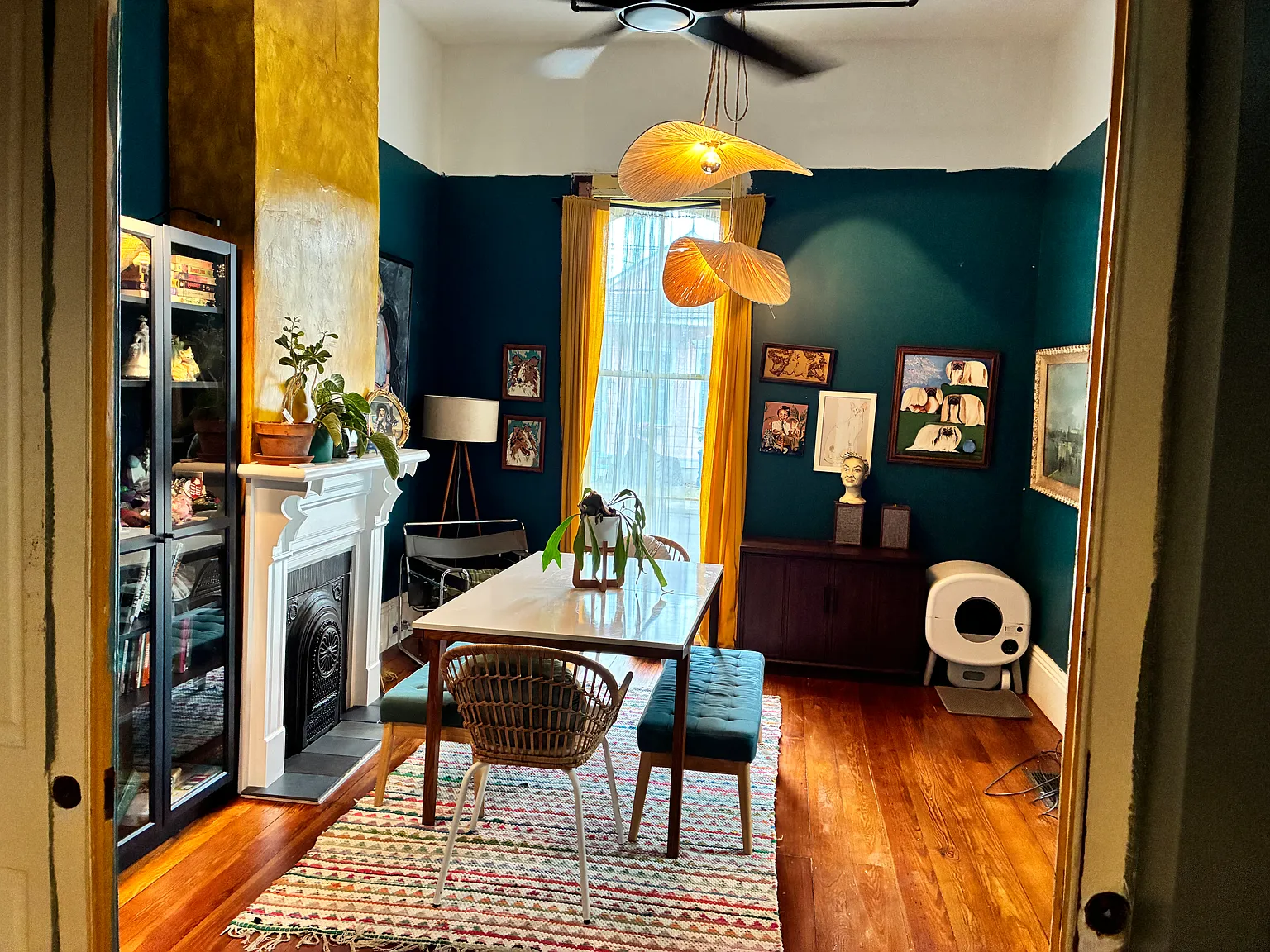 2 bed, 1.5 bath, 1100 sqft, $1,750 — Photo 2
