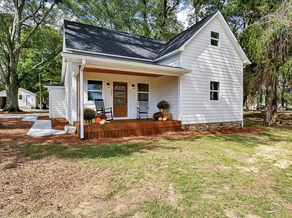 105 Convent Rd NE, Cullman, AL 35055