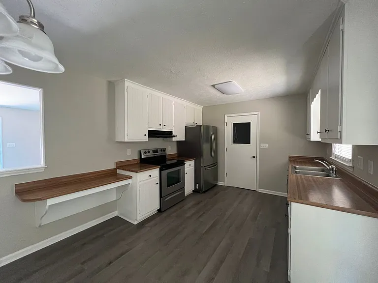 9330 Castle Falls Cir — Photo 3