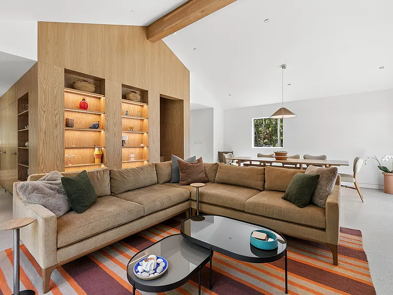 34 Scrimshaw Ln — Photo 2