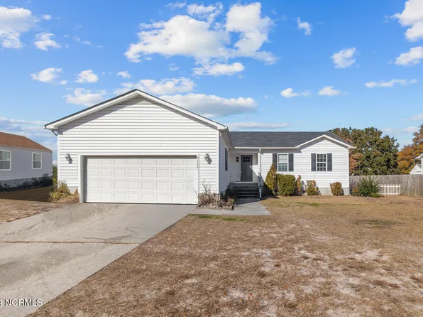 115 E Ivybridge Dr, Hubert, NC 28539