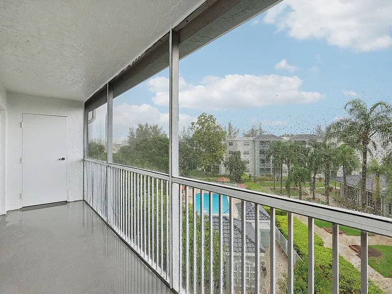 Waterview Rental — Photo 24