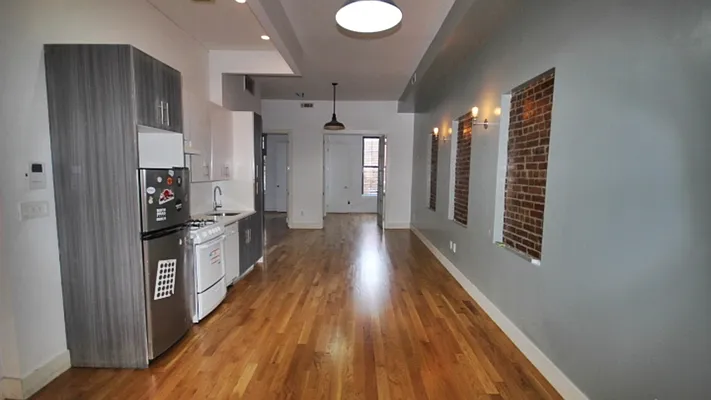 Rented by Nooklyn NYC LLC | media 12