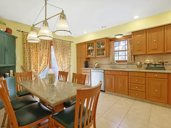 4525 Greystone Avenue image 12 of 24