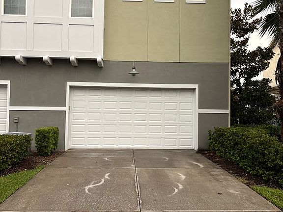 3rd image of 13775 Benavente Ave