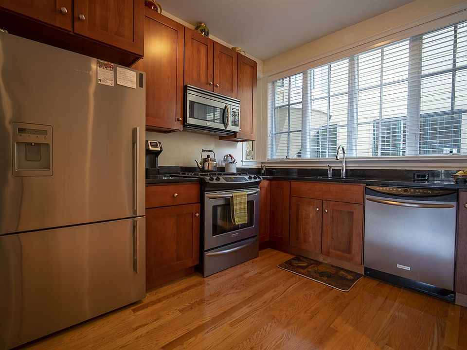 CMS00136-HDR
