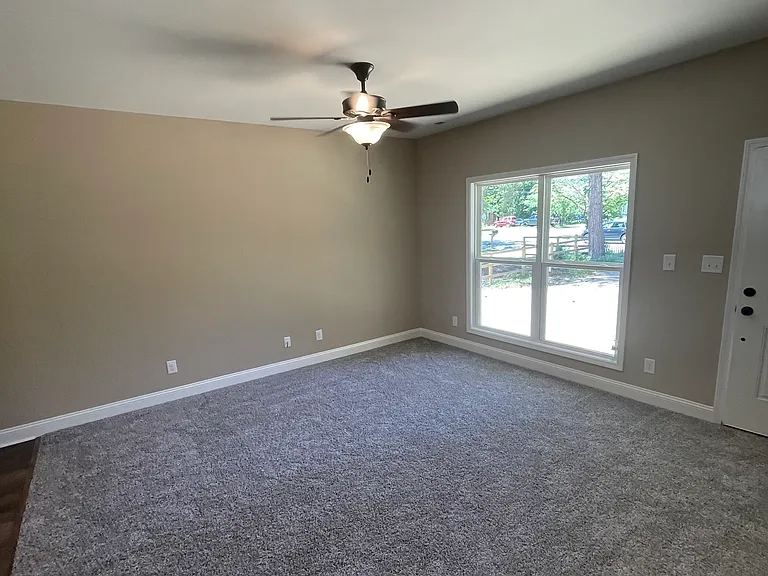 6341 Rutherglen Dr — Photo 2