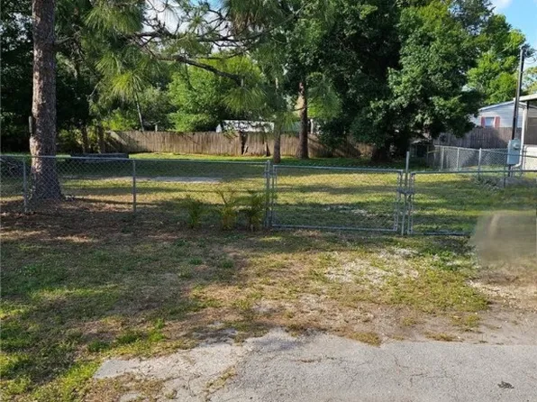 226 Capitol St, North Fort Myers, FL 33903