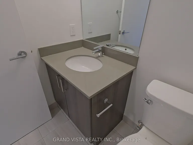 556 Marlee Ave #209 — Photo 12