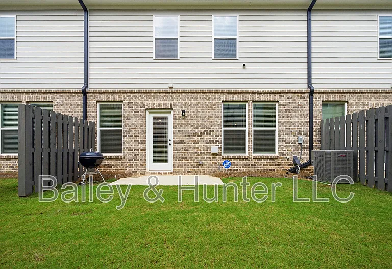 409 Brooch Way — Photo 1