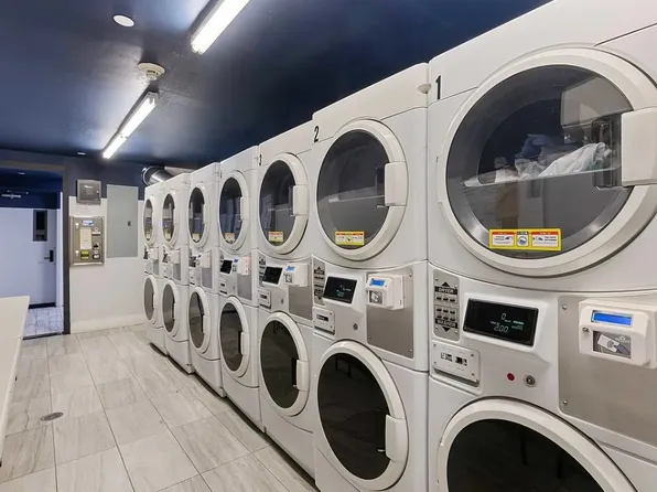 10 Lexington Avenue image 10 of 15