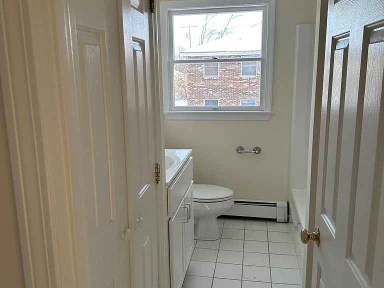 17 Glenwood Ave #23 — Photo 8