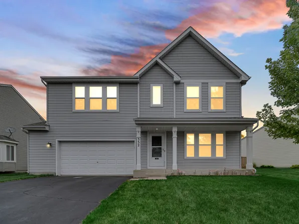 352 Westport Dr, Hampshire, IL 60140