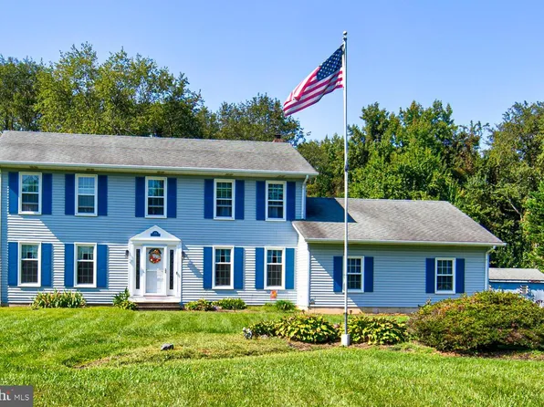 319 Pheasant Dr, Middletown, DE 19709