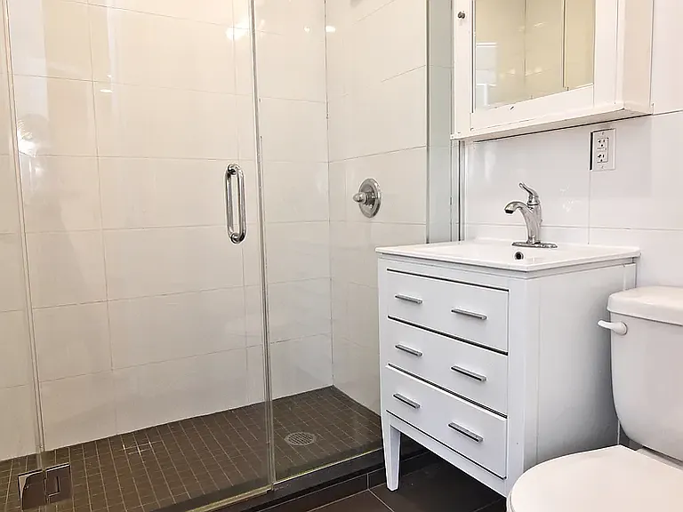 120 Ridge St #3B — Photo 10