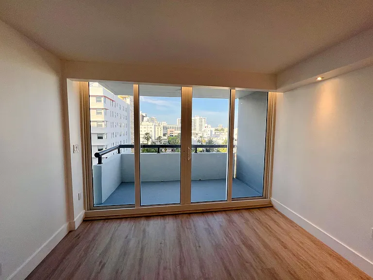 3200 Collins Ave #56 — Photo 10