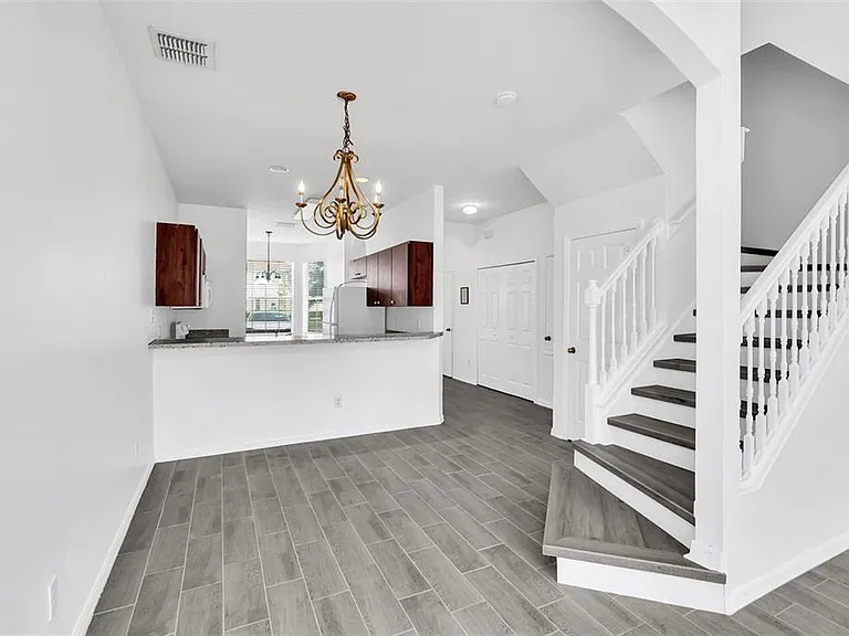 1160 S Beach Cir — Photo 7