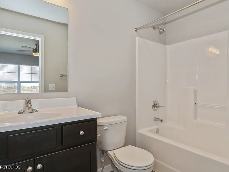 153 Clark Dr SW — Photo 13