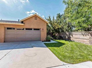 5607 Crescent Hill Way, Sparks, NV 89436