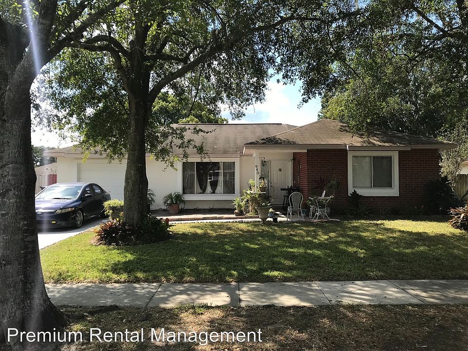 1st image of 940 Kentucky Woods Ln E