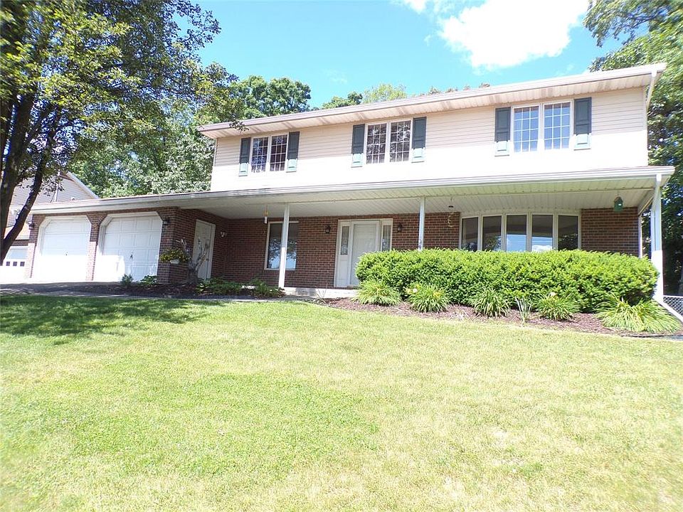 1st image of 71 Governeurs Ln