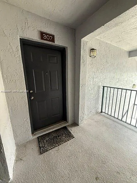 2 bed, 2.0 bath, $1,900 — Photo 4