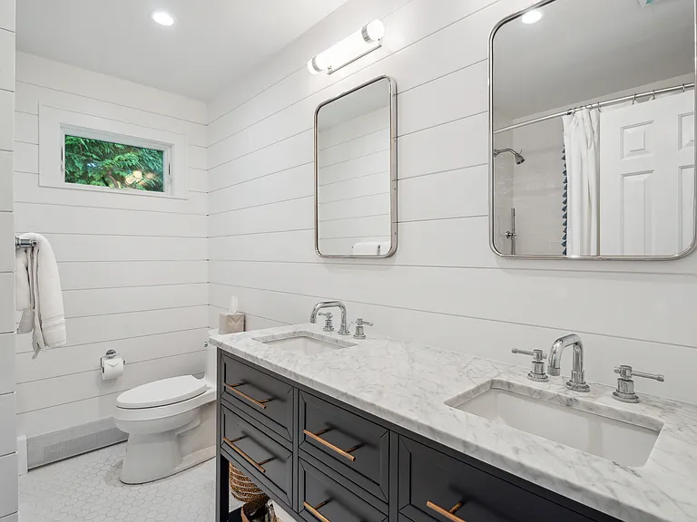 42 Oak St — Photo 14