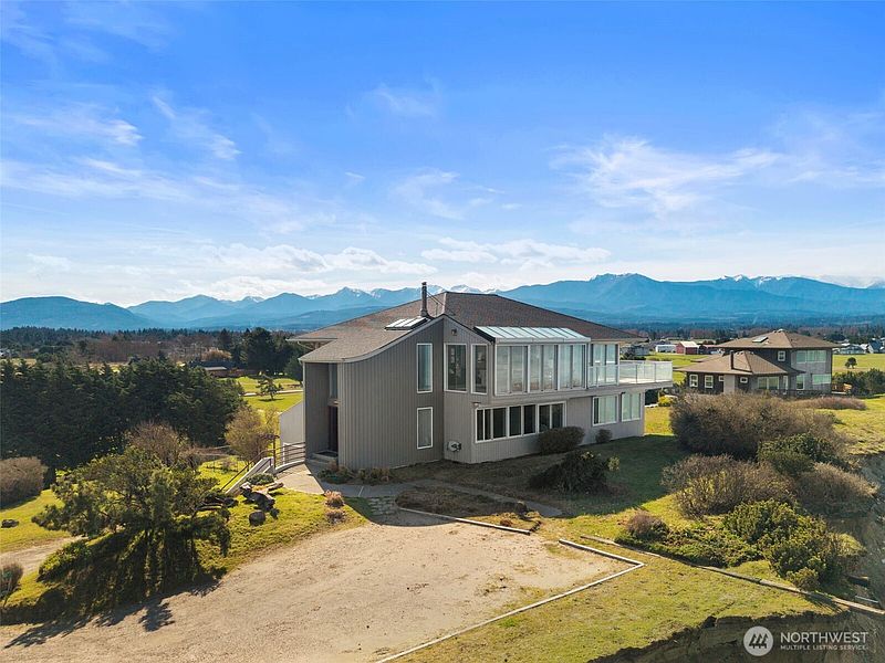 3rd image of 311 Tyler View Place