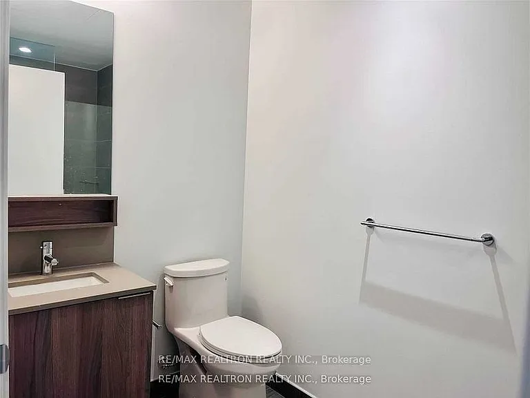 950 Portage Pkwy #6007 — Photo 16