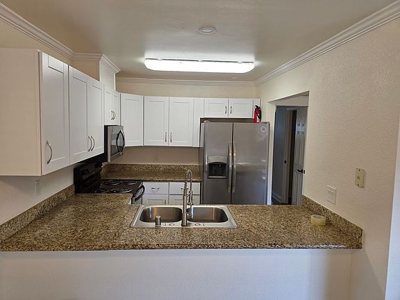 3rd image of 589 N Johnson Ave Unit 107
