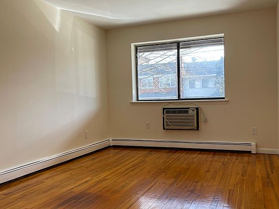 3rd image of 23-38 College Point Blvd #1