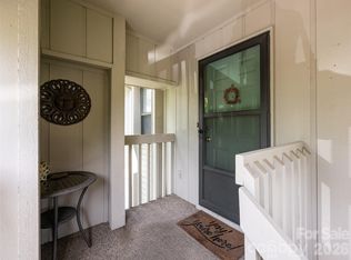 1406 Abbey Cir, Asheville, NC 28805