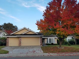 8575 Brentwick Way, Sacramento, CA 95823