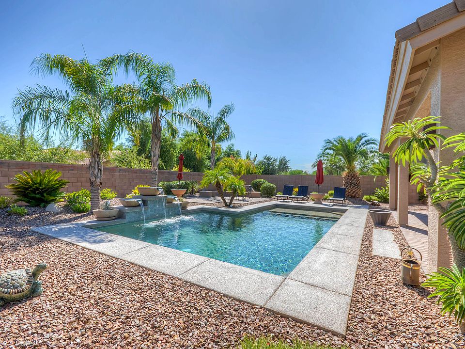 1st image of 1267 E Carob Pl