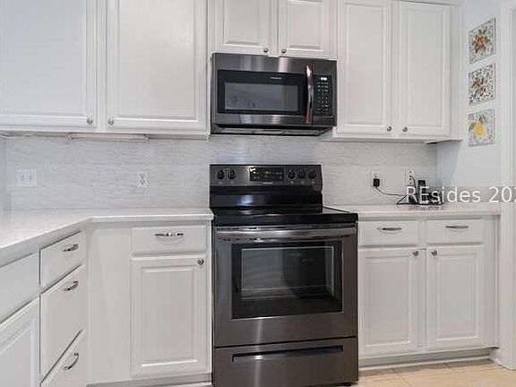 4th image of 34 Wainwright Dr