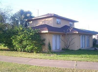 2nd image of 3920 Carmen Ave